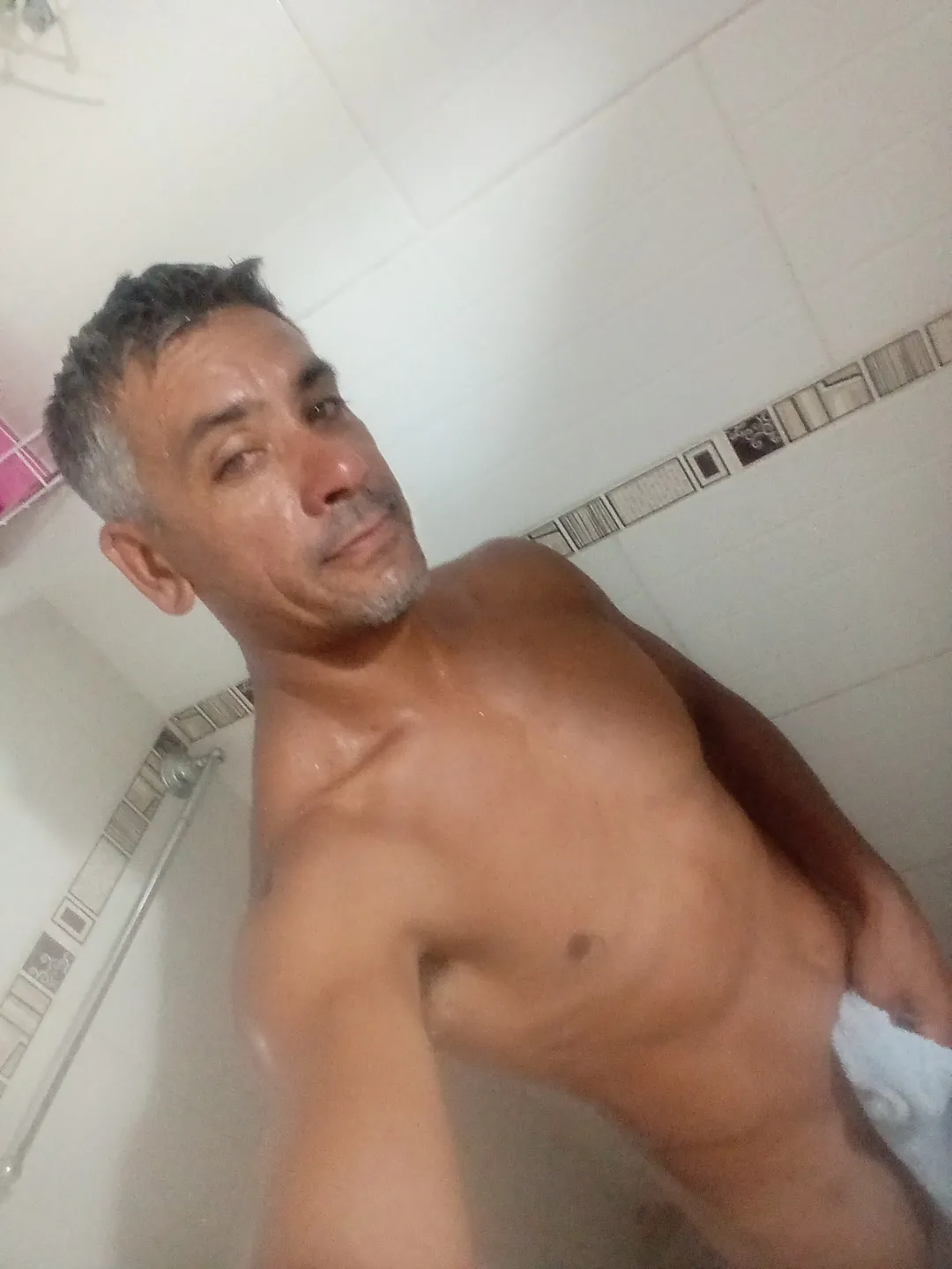 Vista privada de perfil Hombre en General Alvarado